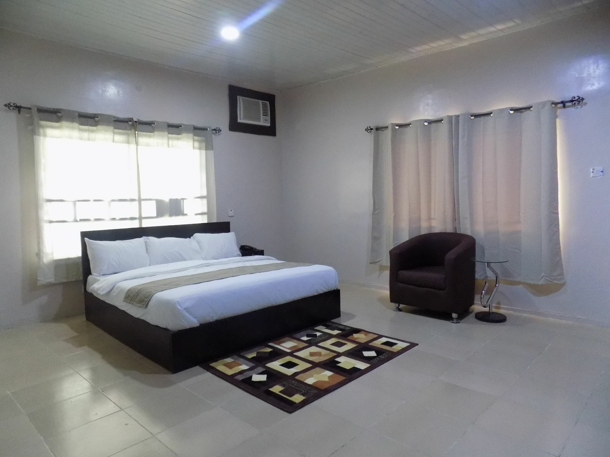 Posh Hotel And Suites Ikeja Luaran gambar