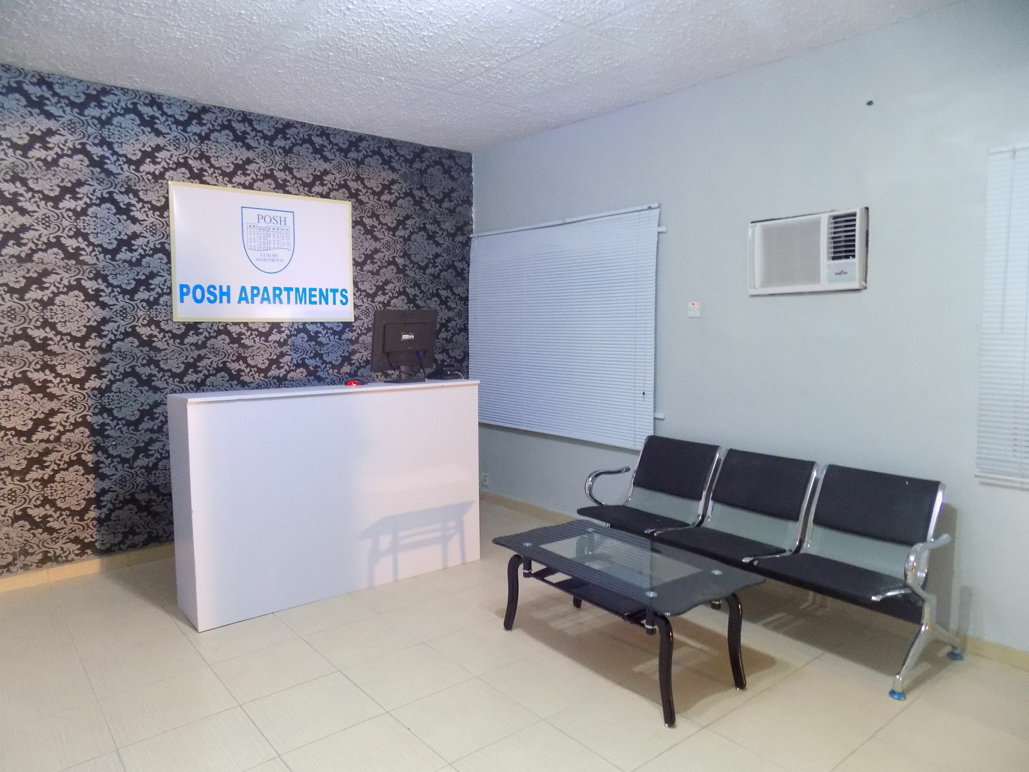 Posh Hotel And Suites Ikeja Luaran gambar